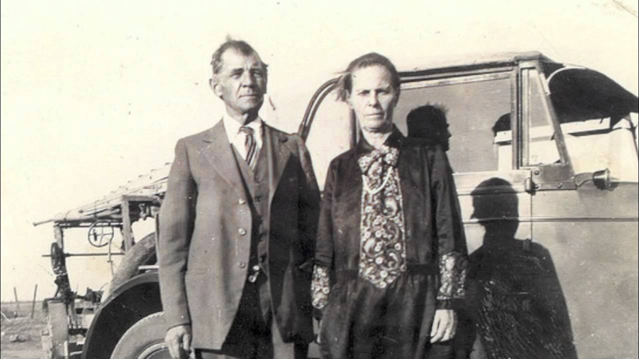 Last Train From Poor Valley - Norman Blake and Tony Rice