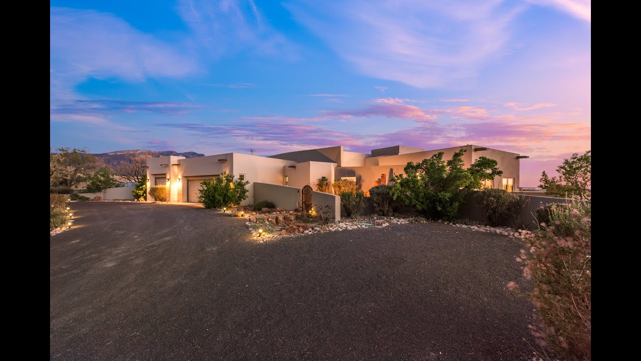 37 Second Mesa Drive, Placitas, NM 87043