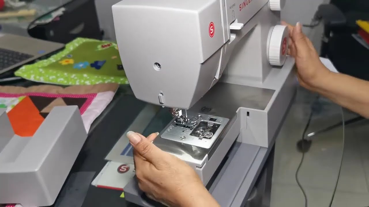 Guía Básica - SINGER Facilita Pro 4423