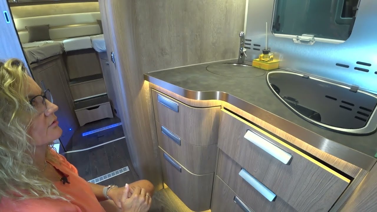 PERFEKTES Wohnmobil 👌 - Laika Ecovip L 4009 DS - Caravan Salon 2022 Düsseldorf
