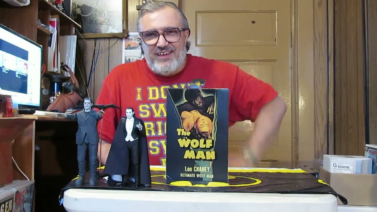 THE ADVENTUROUS JOE'S TOY REVIEWS - NECA'S UNIVERSAL MONSTERS THE WOLF MAN (BLACK & WHITE VERSION)
