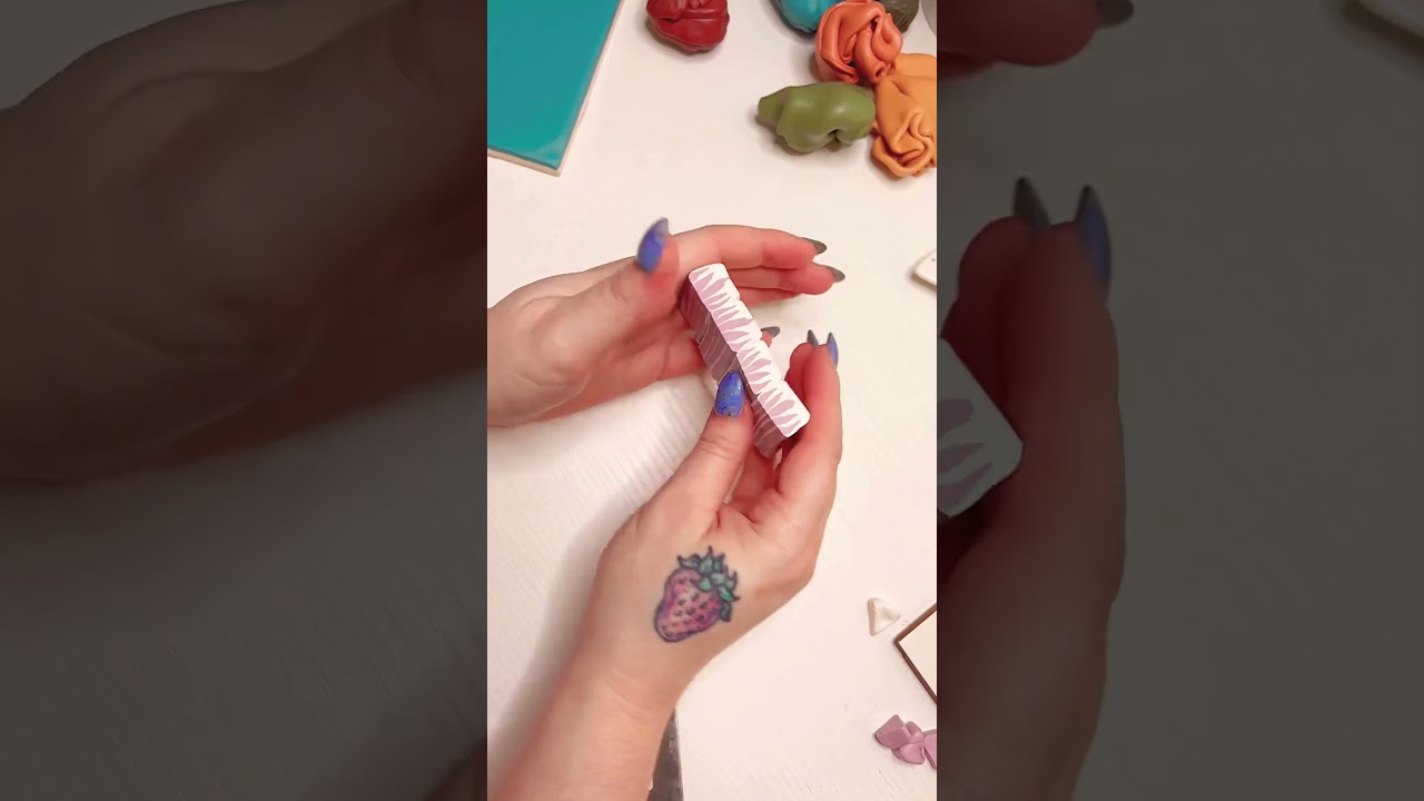 Clay Petals 🌸 #polymerclay #polymerclayhacks #clayflowers #diyearrings #howto #flowermaking #petals