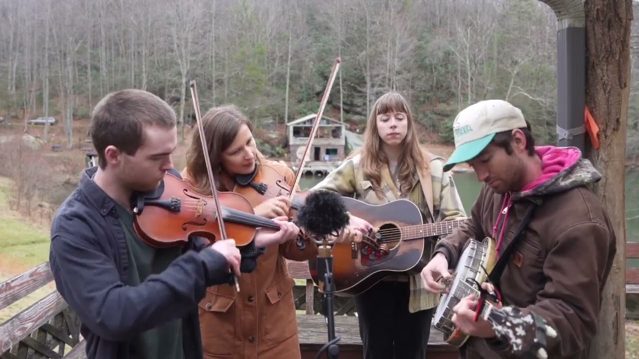 The Onlies - You Climb The Mountain