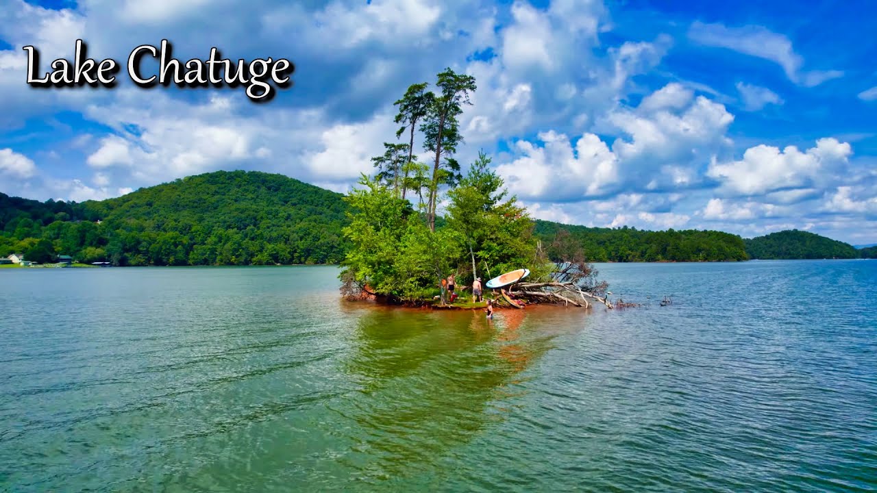 Island Hopping MOUNTAIN LAKE Chatuge | Kayak & Paddleboarding