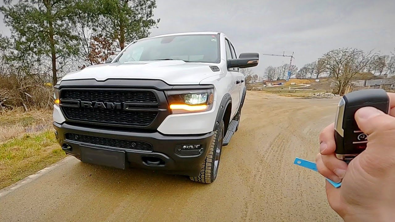 2023 RAM 1500 5.7 HEMI 395 HP // HIGH SPEED on German Autobahn [NO SPEED LIMIT] #autobahn