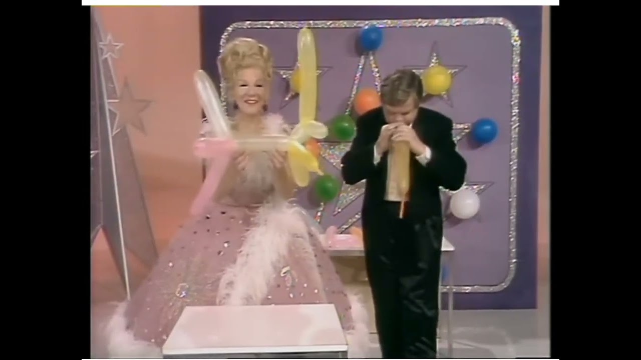 Benny Hill Show: the Versatile Bentwoods