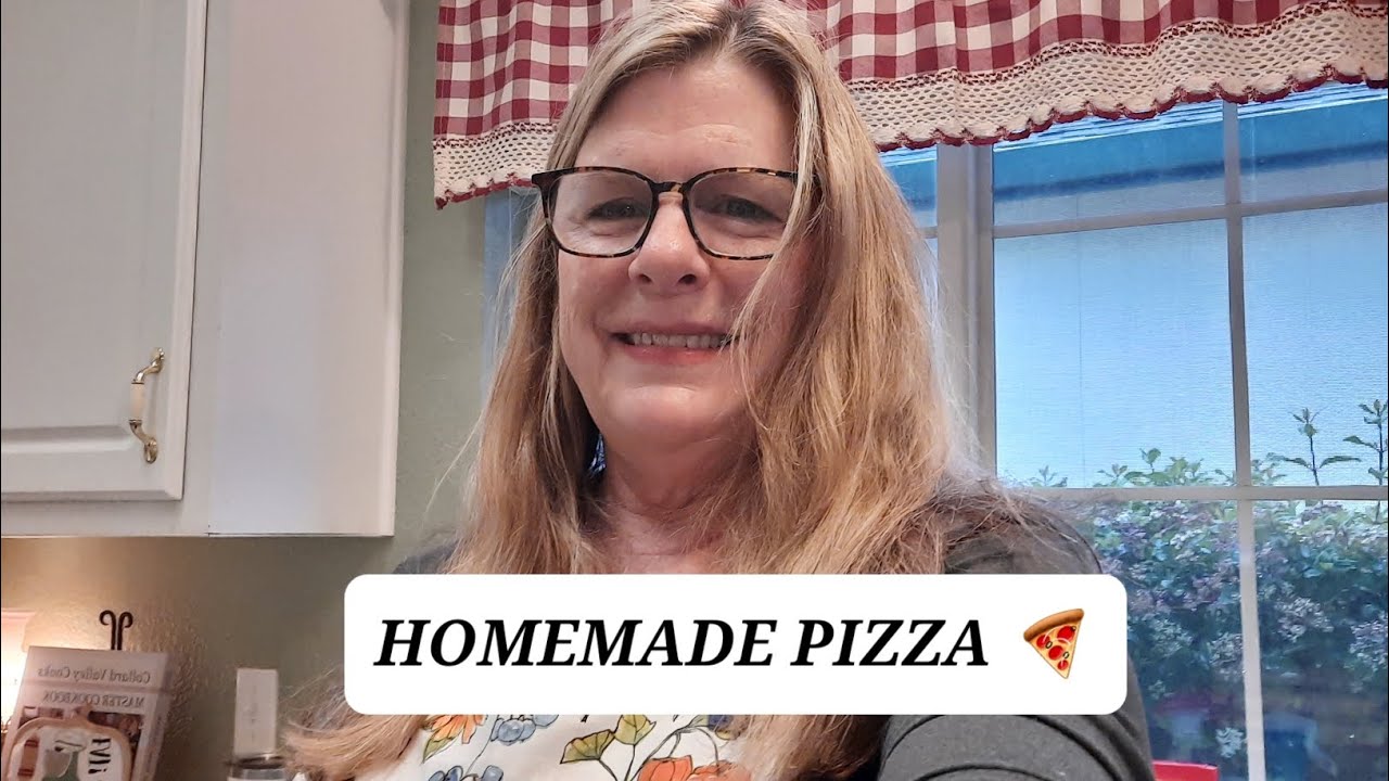 HOMEMADE PIZZA 🍕                                   #homemadepizza #homemadedough #pizza #foodie 