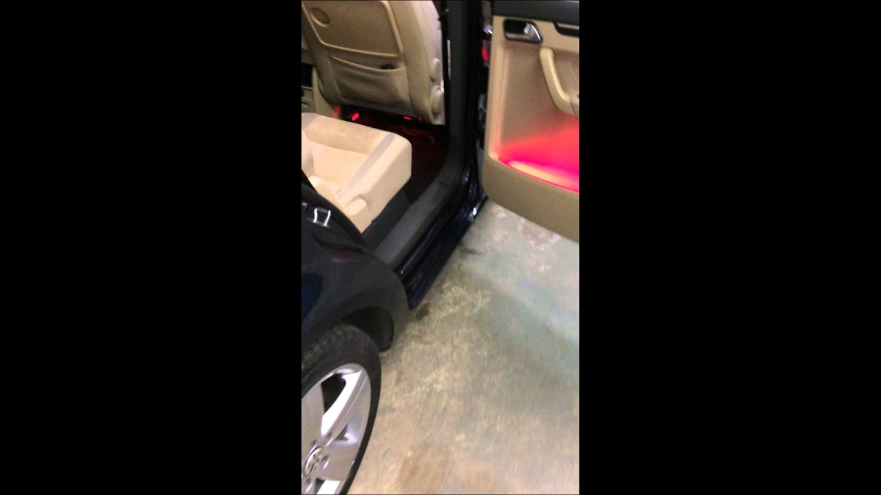 Alpine Electronics VW Touran car audio installation