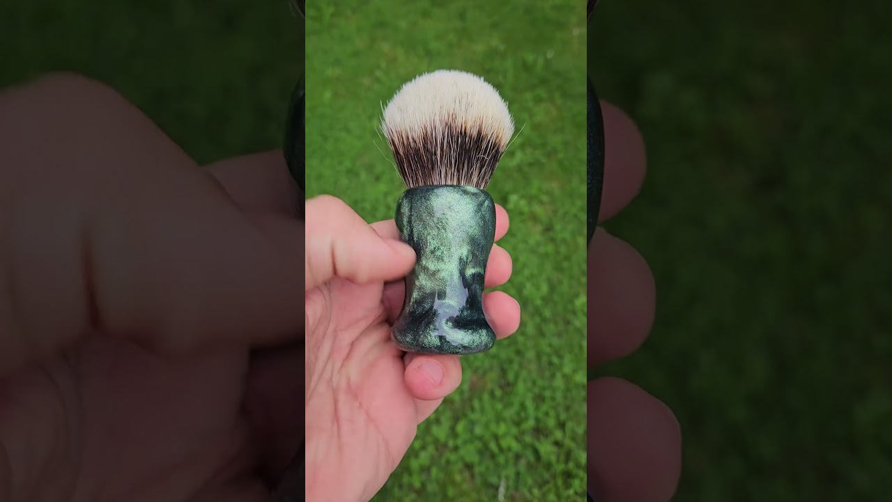 lux emerald green #shavingbrush