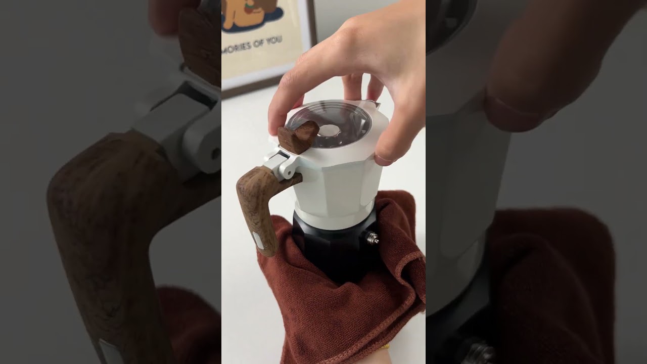 With this moka pot, you can be your own barista #mokapot #homecafe #coffee #coffeetime #bincoo