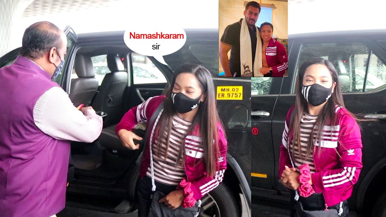 Olympic Medalist Mirabai Chanu Hambly Greets Staff At airport after meeting her special hero salman