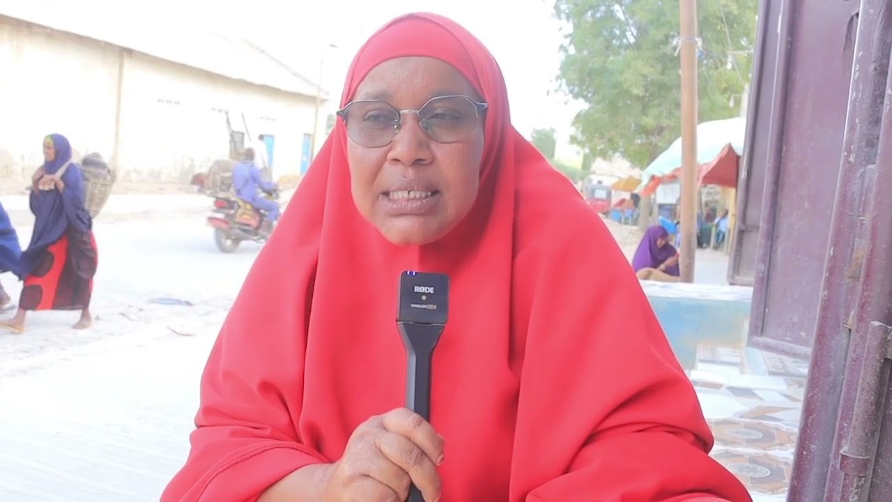 Qeybaha kala duwan ee bulshada magaalada Jowhar ayaa soo dhaweeyay dhameystirka dastuurka Dalka.