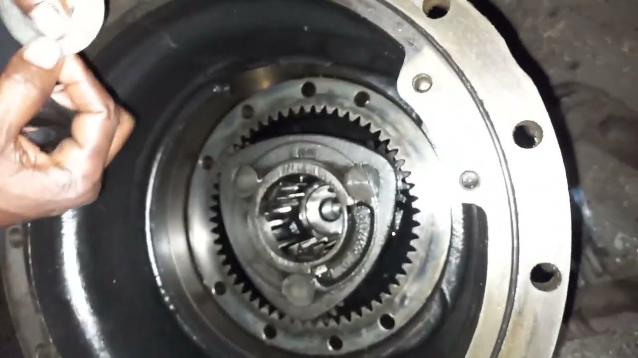 CASE 770 AXLE ASSEMBLING WORK
