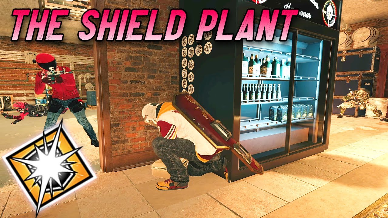 Playing Objective... Weird.. - Rainbow Six Siege