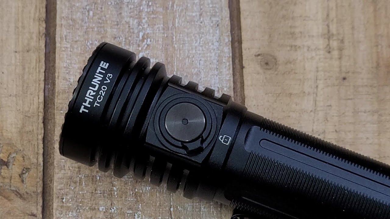 ThruNite TC20 V3 | Блокировочный выключатель, четыре светодиода, 4700 люмен