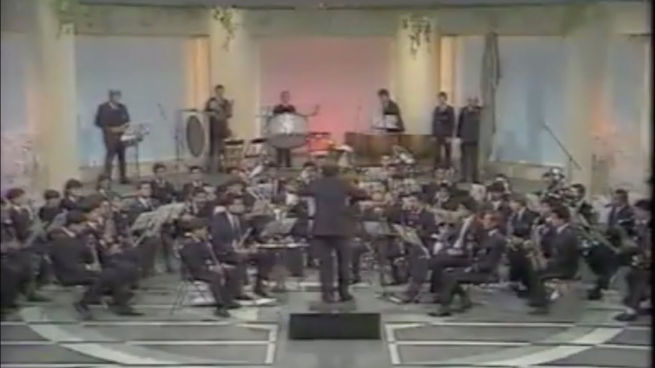 Participación de la banda de música de Xàbia en 1985 en el programa ‘Gente Joven’ de TVE