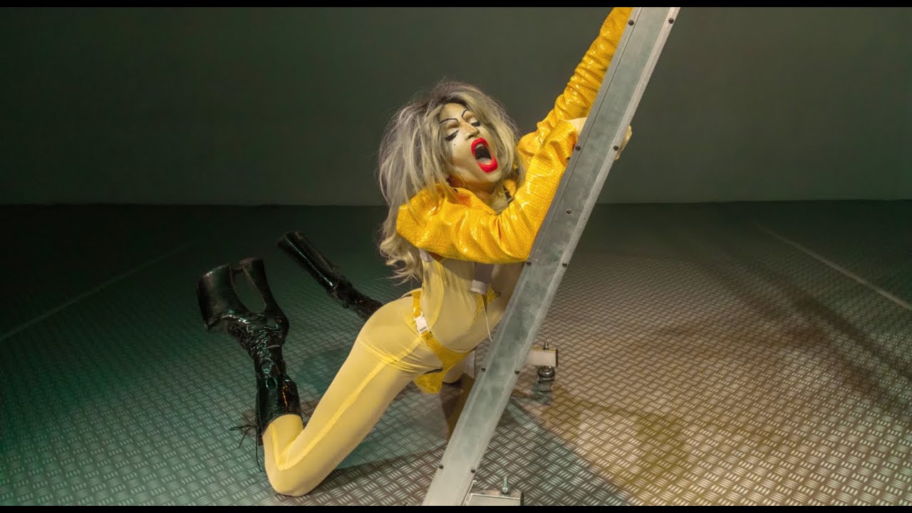 Sorny - La Banana (Official Love Fruit)