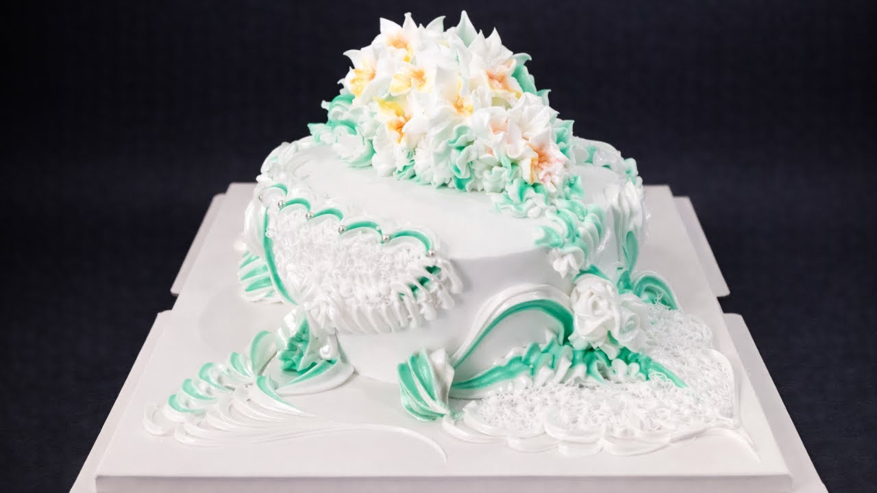 🧁 Flawless Cupcake Piping! 3 EASIEST Flowers for Beginners! 🌷