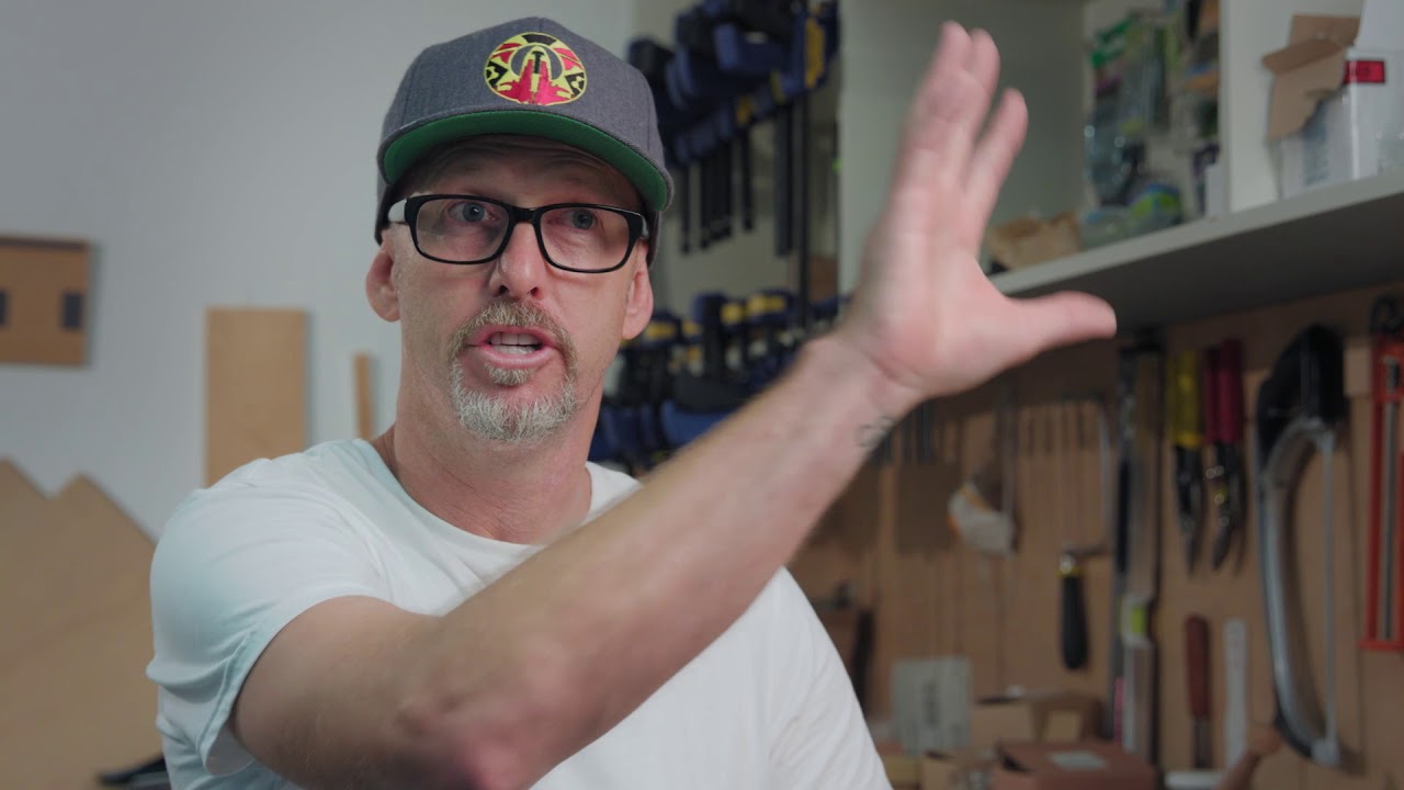 Go behind-the-scenes of the 'Thor: Ragnarok' set design