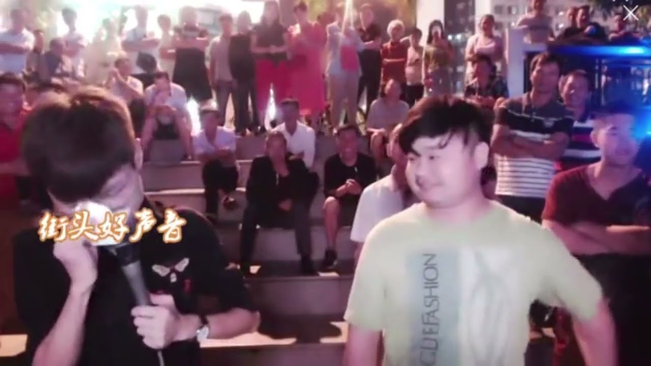 王亮街头一首《送亲》本该迎亲的人，却变成送亲的傻瓜