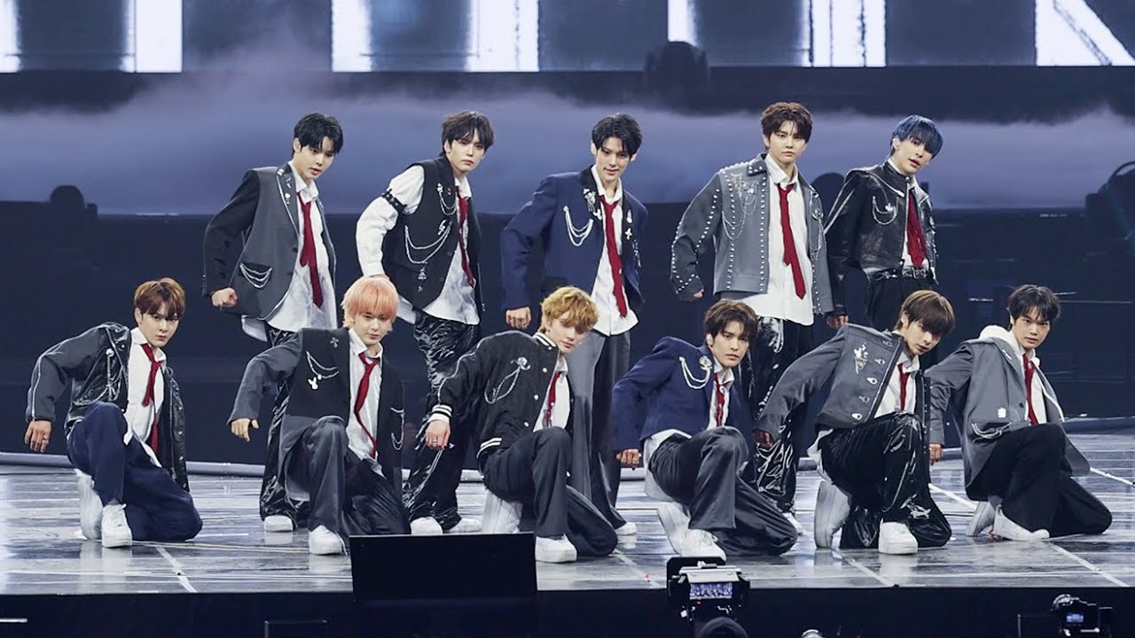 【2025 SMTOWN LIVE】SMTR25 'Growl (으르렁) (EXO 엑소)' 4K Fancam 직캠 250111