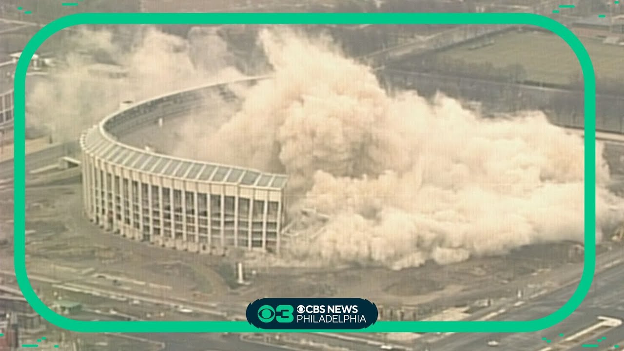 Veterans Stadium Implosion in Philadelphia | March 21, 2004