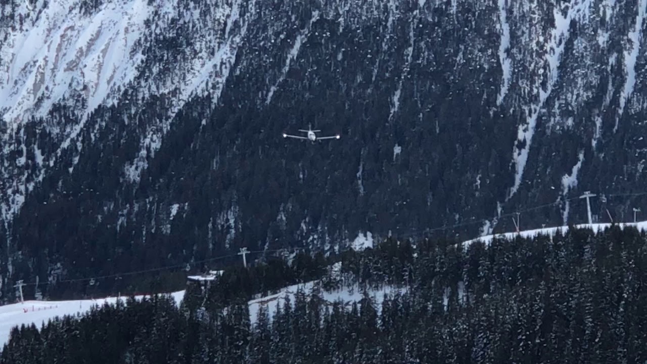 TBM 900 Courchevel landing