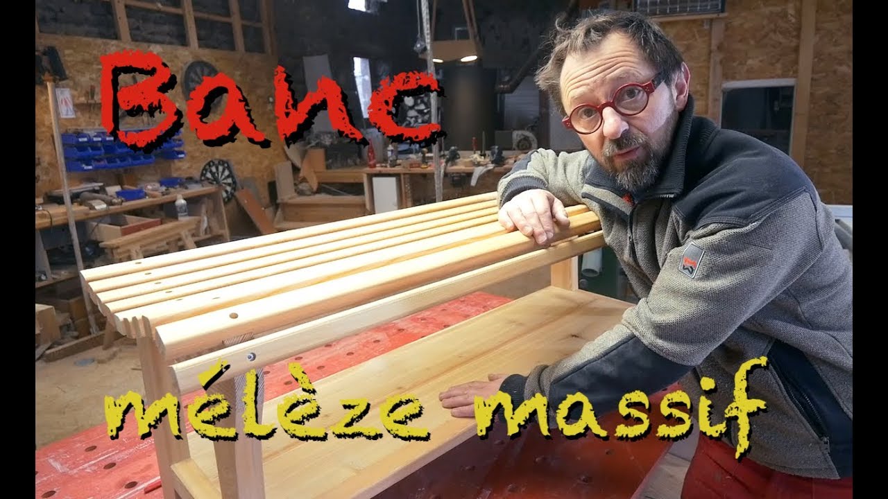 UN BANC EN MÉLÈZE