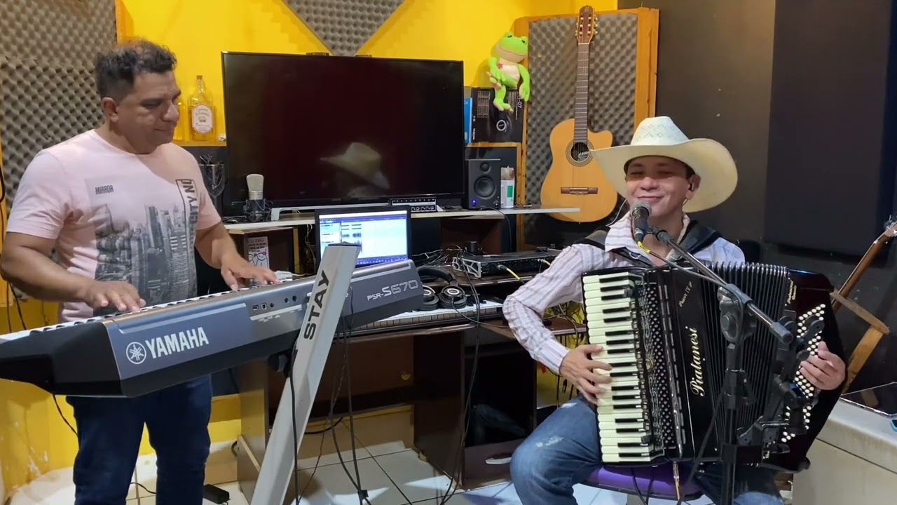 NILLO ROCHA CANTANDO FORRÓ PARA VOCÊ DANÇAR (AO VIVO) feat TI IRO DOS TECLADOS