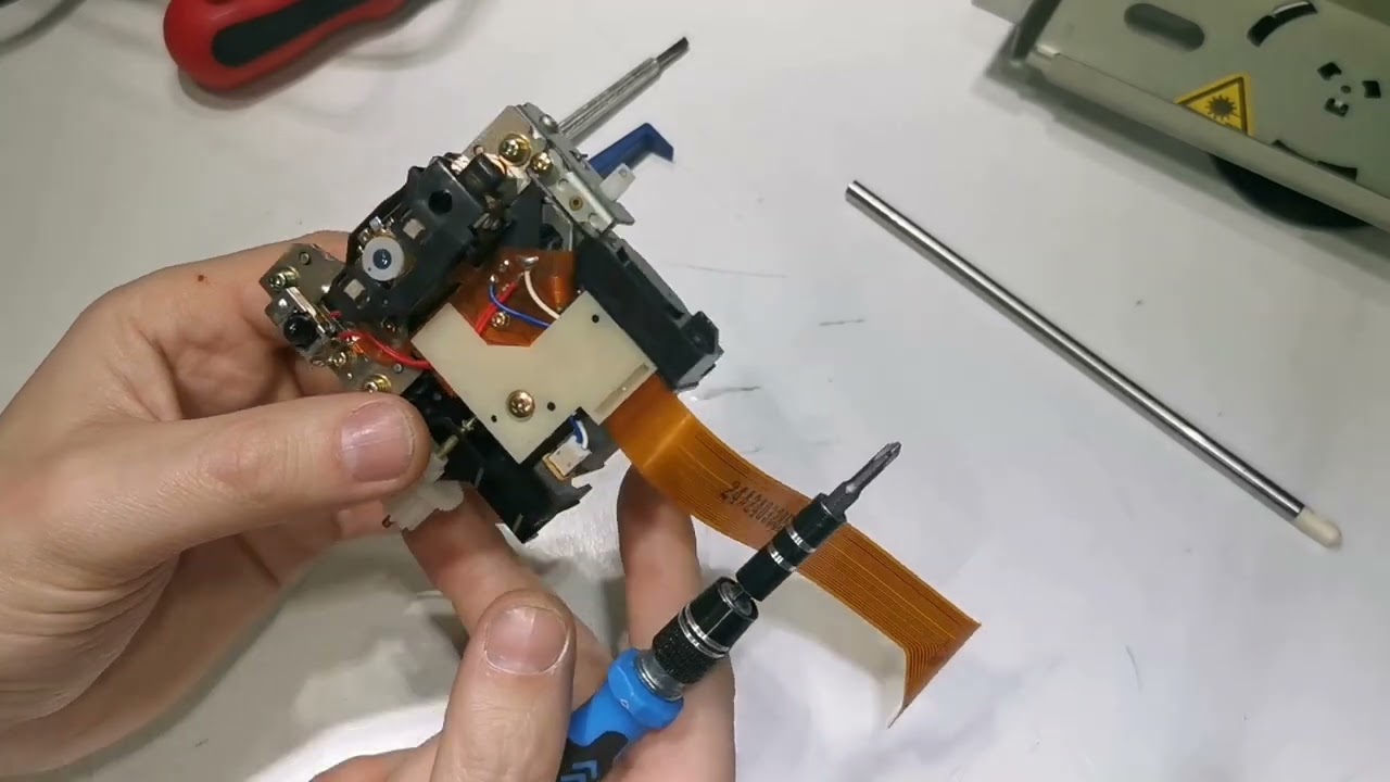 Pioneer CLD-2950 Pal/Ntsc LaserDisc Player Repair