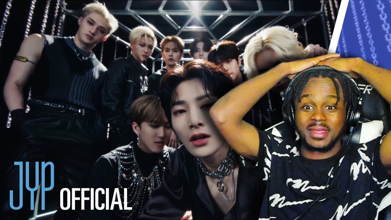 Stray Kids 
