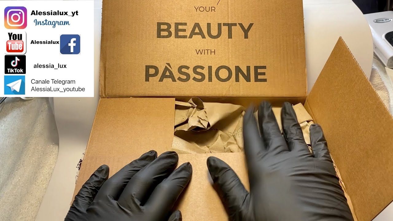 top e flop passione unghie 😭😩  #spacchettamento #unboxing
