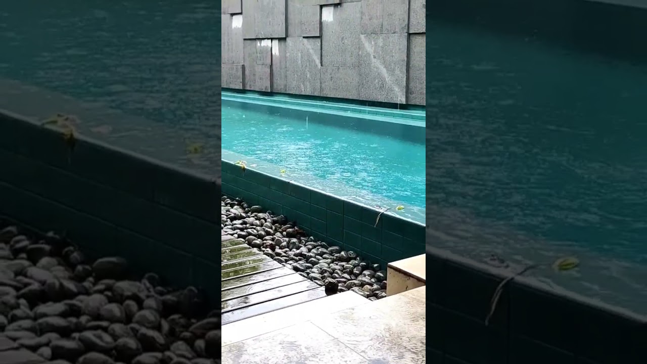 kolam renang mini