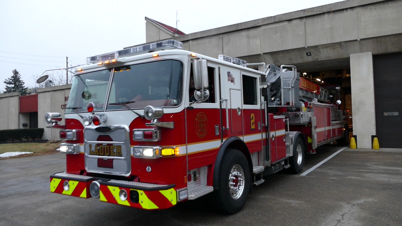 Brand new Harrisburg Tiller Ladder 2