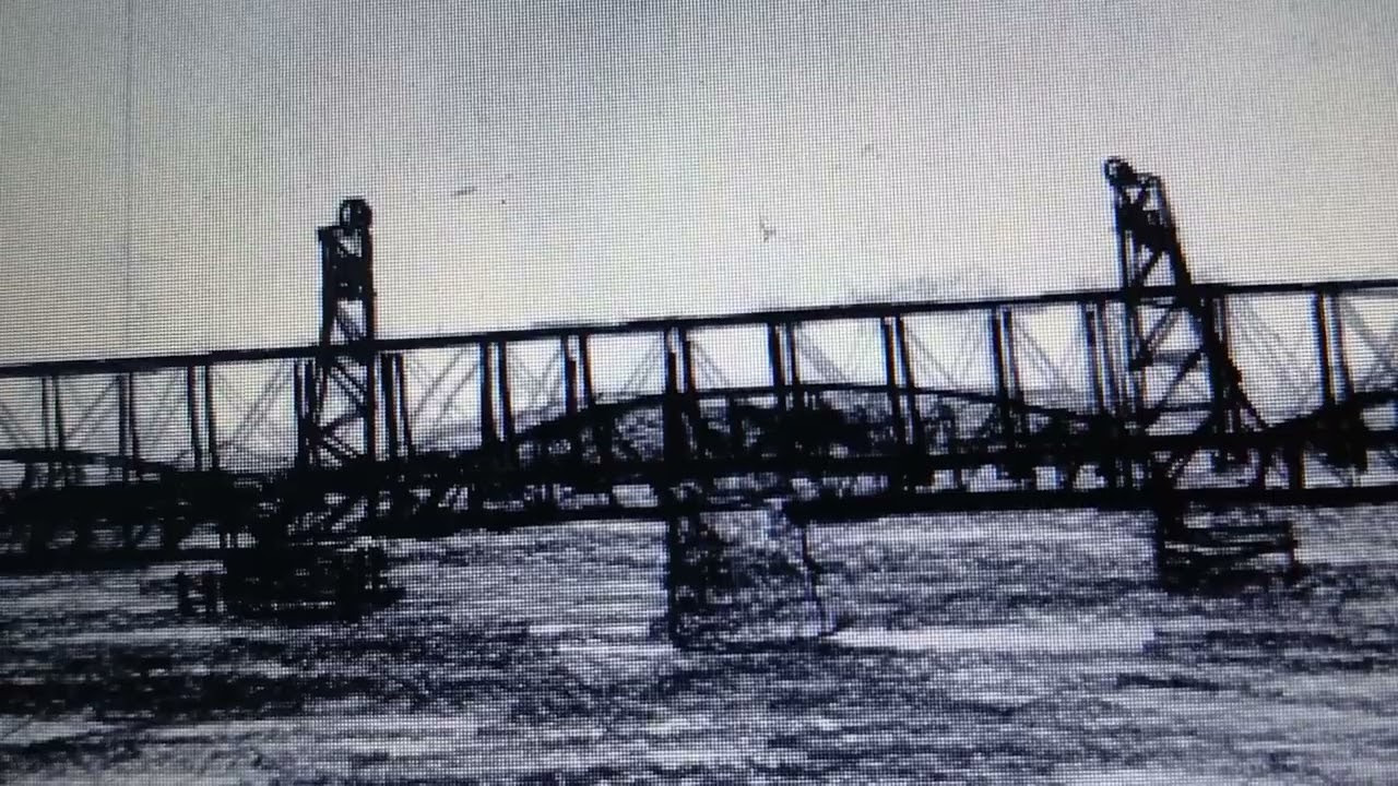 Shippingsport Swing Bridge (1874) Illinois 