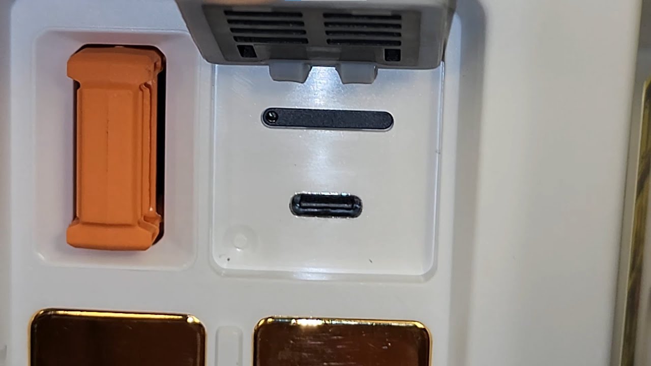Is the Luba SIM card slot and USB-C connection active?