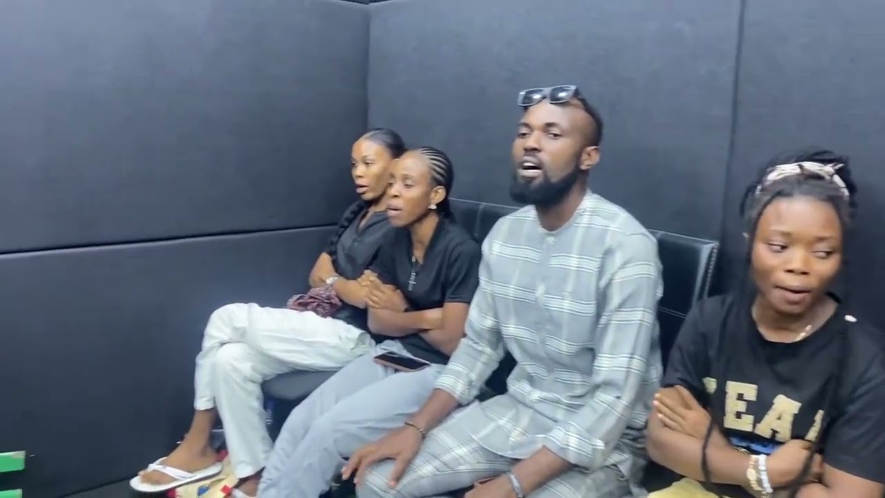 Ibinabo by Cardinal Rex Lawson - Performed by The Cardinals (Seki the dance)