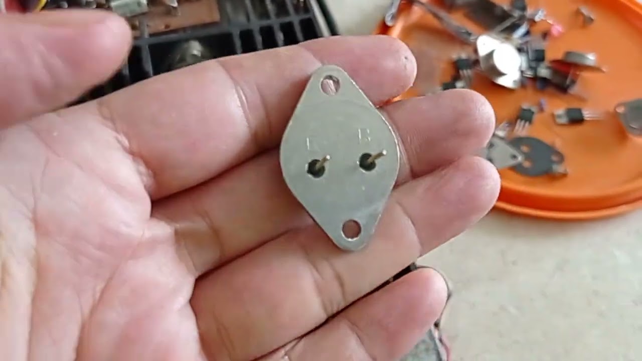 El primer amplificador de estado sólido McIntosh 5100 2