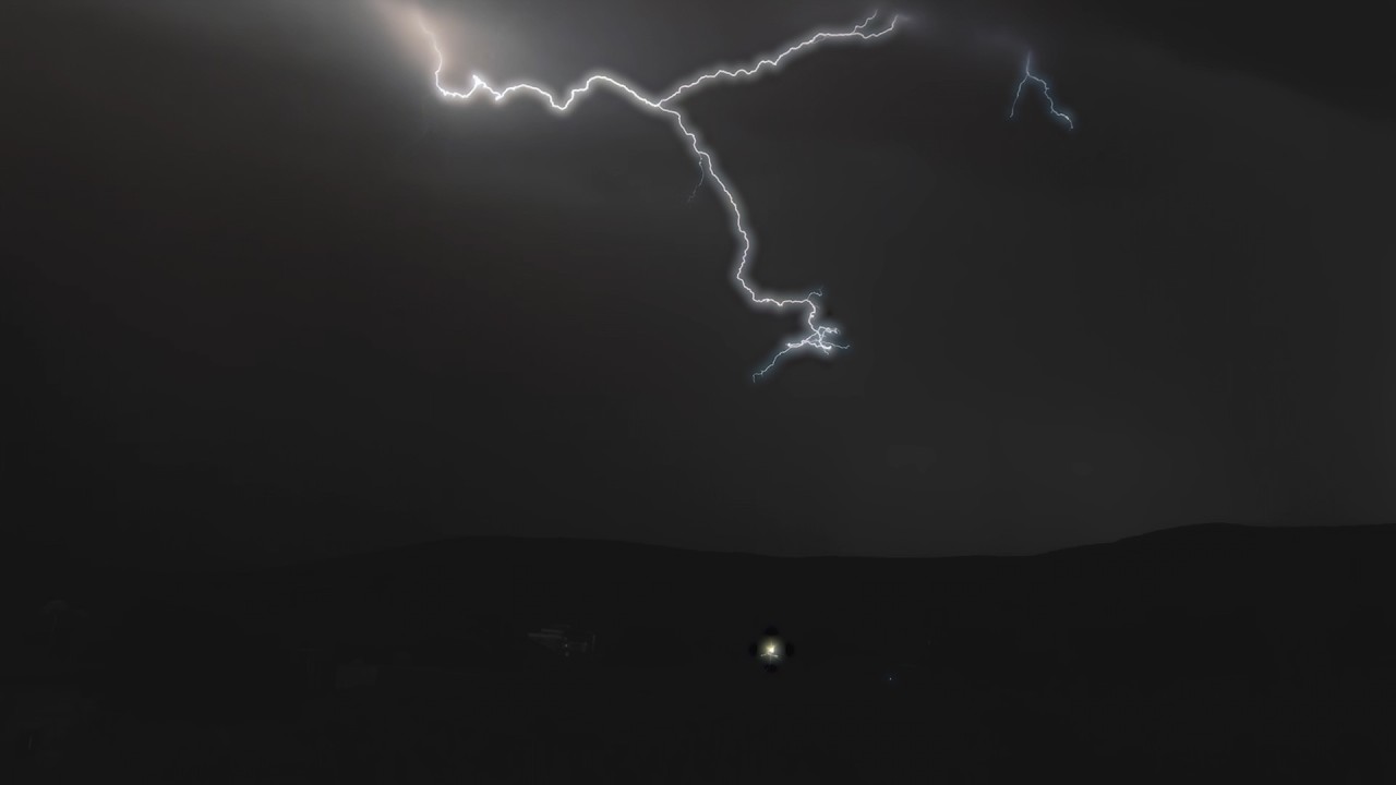 Amazing Lightning & Deep Thunder | 2 Hours of Heavy Storm for Sleep