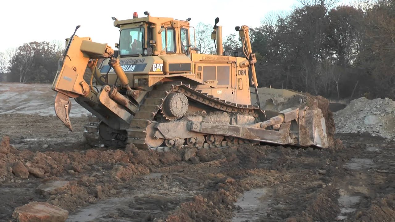 Caterpillar D8N bulldozer at a dam construction in Follingbo 2014