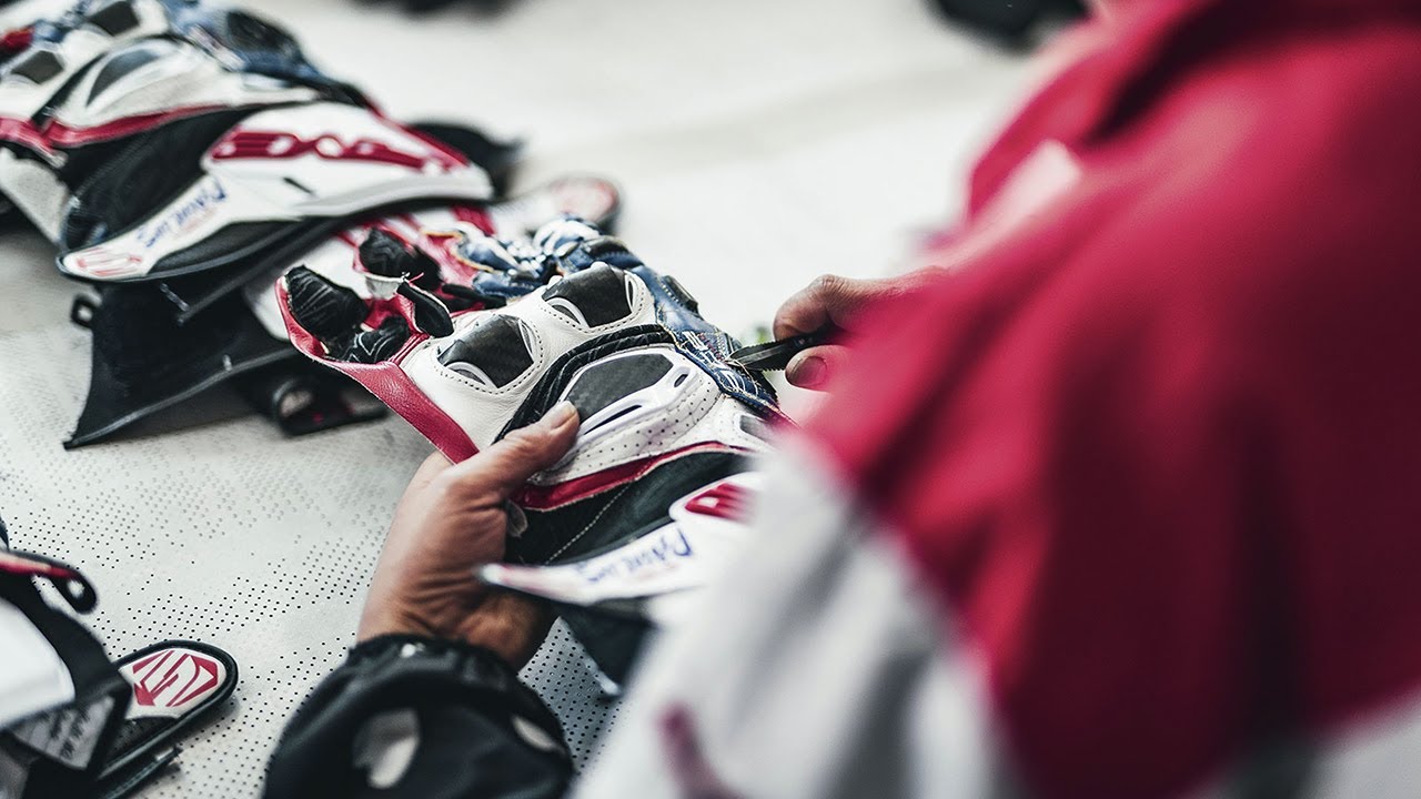 Le secret des gants FIVE (FR)