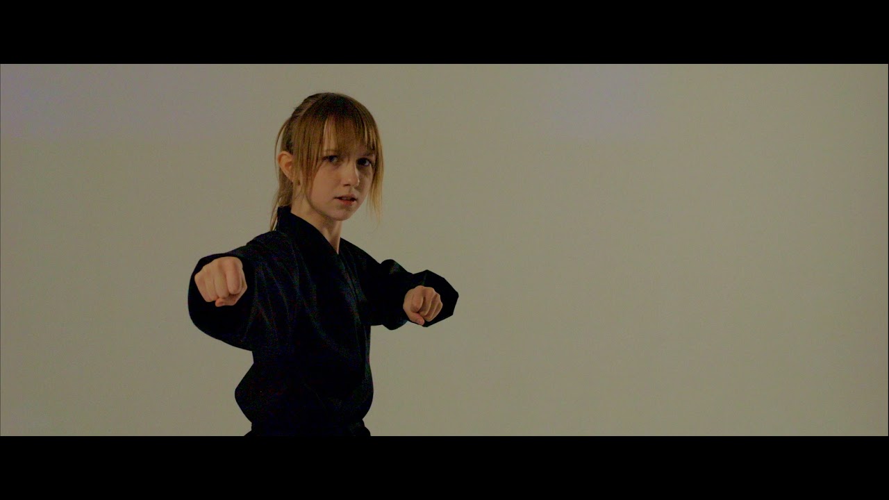 NIKOL BÓKOVÁ – Prometheus
