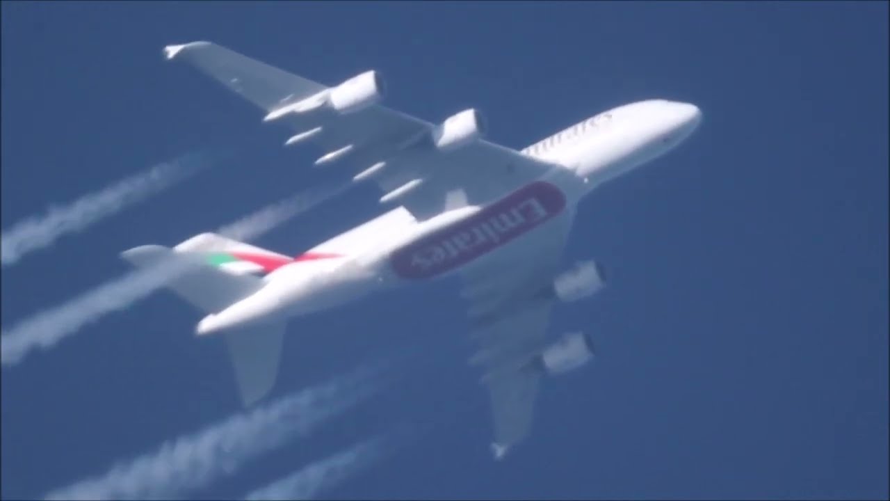 High Altitude Planespotting: Emirates Airlines , Airbus A380