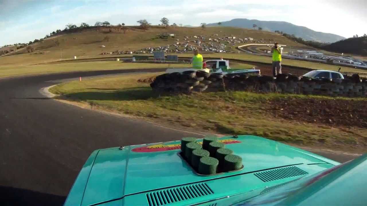 lloyd Smith Falken V8 Corolla - Takes out Rd.2 of Tas Drift 2011
