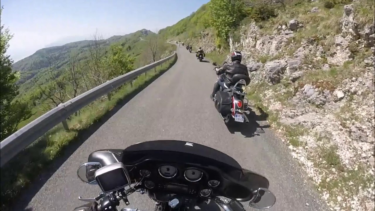 P'tit tour d'Harley dans le Jura en compagnie de Patrick et des kangourous