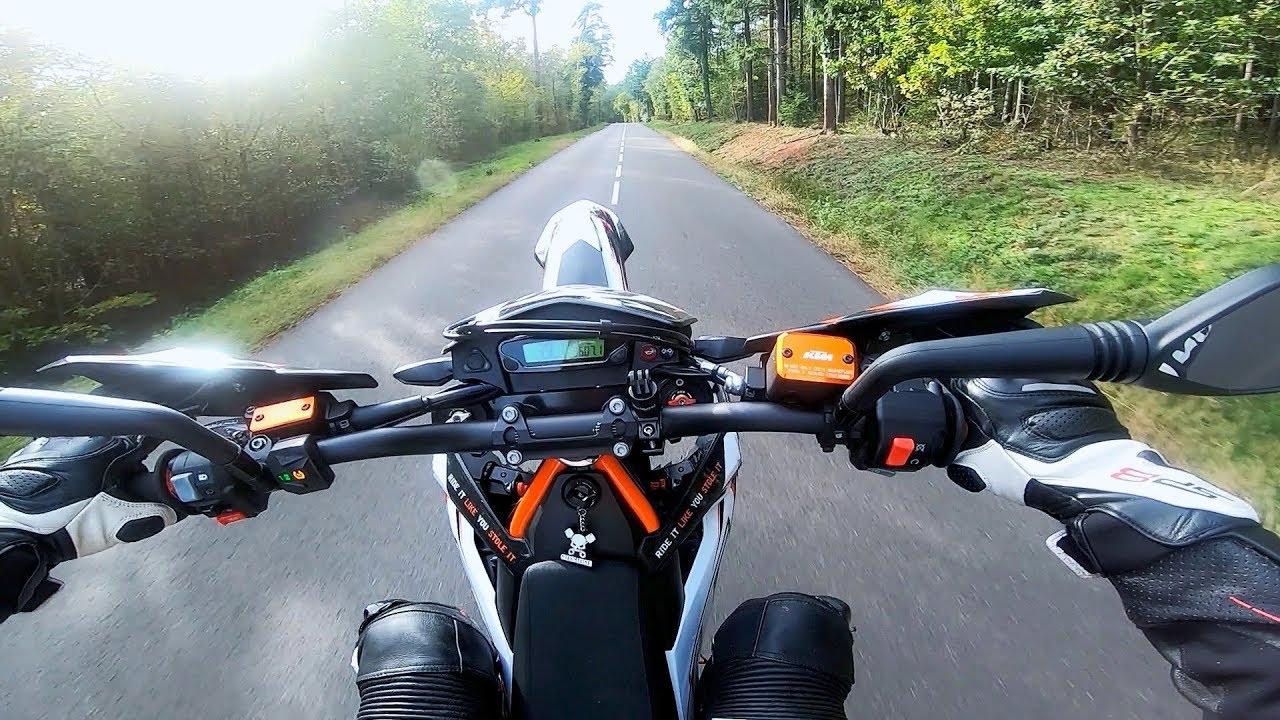 JE COMMENCE LES WHEELINGS / KTM 690 SMCR 2019 / MOTOVLOG #1
