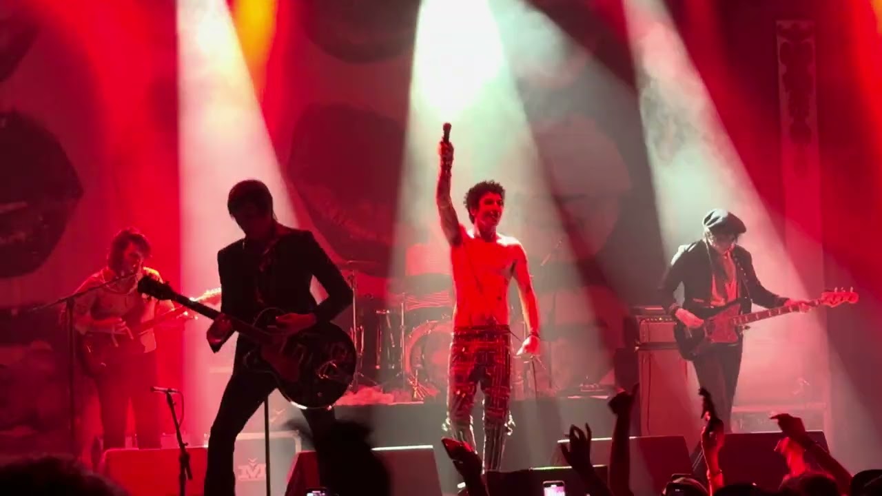 Dead To Me - Palaye Royale - Live @ Newport Music Hall 4/10/24