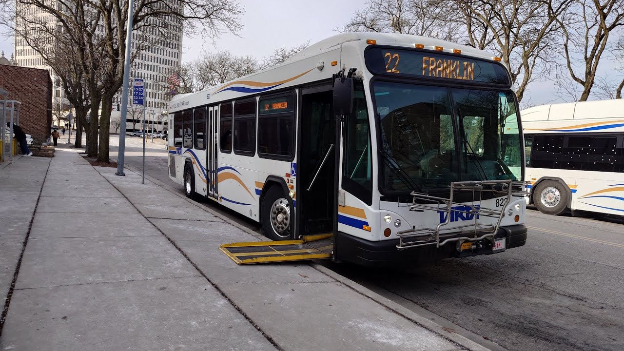 Ride On TARTA 2012 Gillig BRT 35' 823 On Rt 22 to Franklin Park Mall 