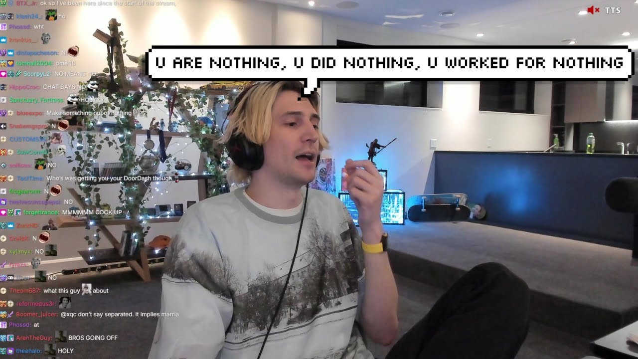 xQc ругается во время трансляции из-за того, что его бывший снова подал на него в суд