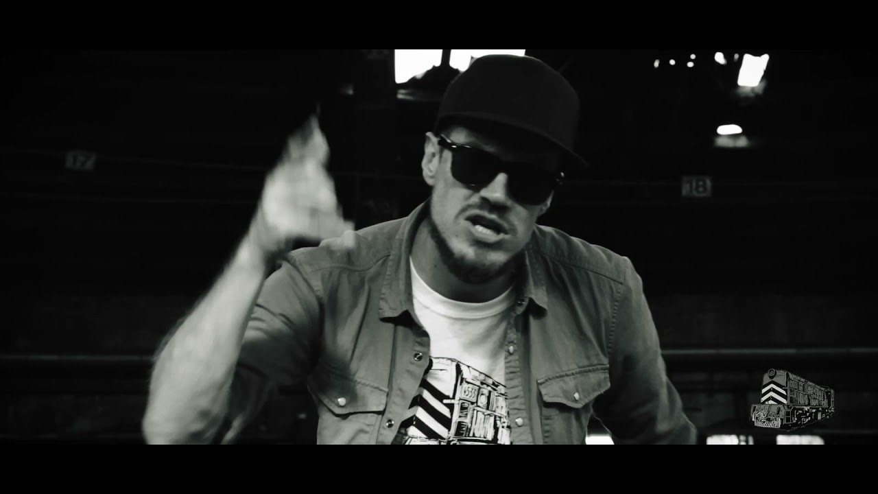 Longfingah - Fire Red Hot - (Kingston Express) Official Video